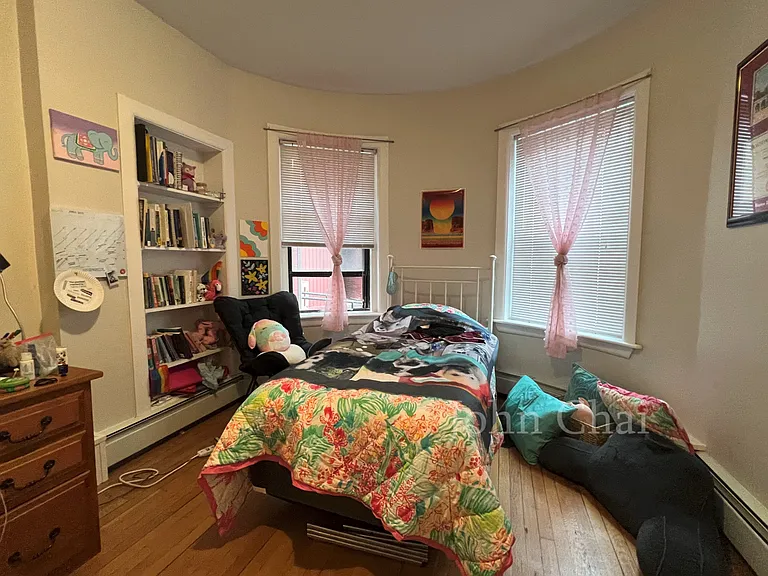 1950 Beacon St #3 — Photo 20