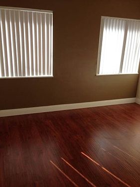 2nd image of 540 E Adams St APT 1