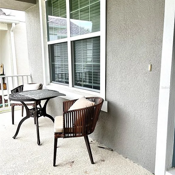 2853 High Pointe St — Photo 3