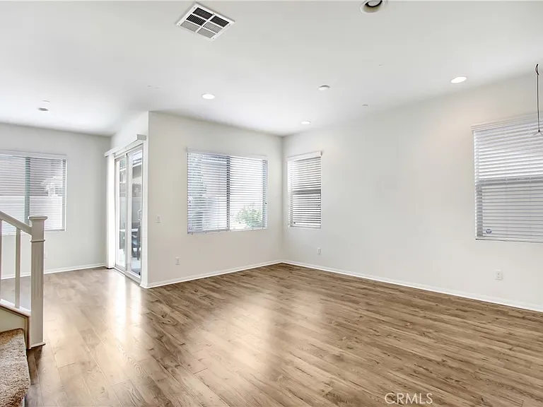 11839 Greenbrier Ln — Photo 5