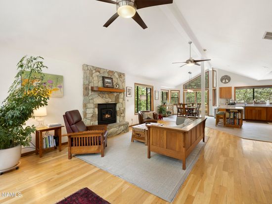 2169 E Skyline Dr, Flagstaff, AZ 86004