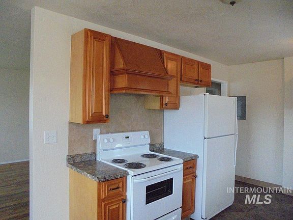 2nd image of 32 Mills St #36