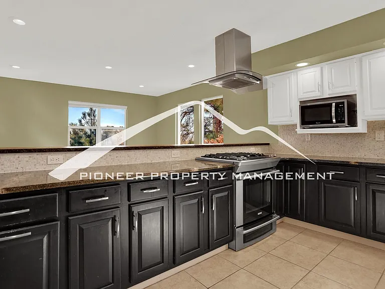 7530 Delmonico Dr — Photo 7