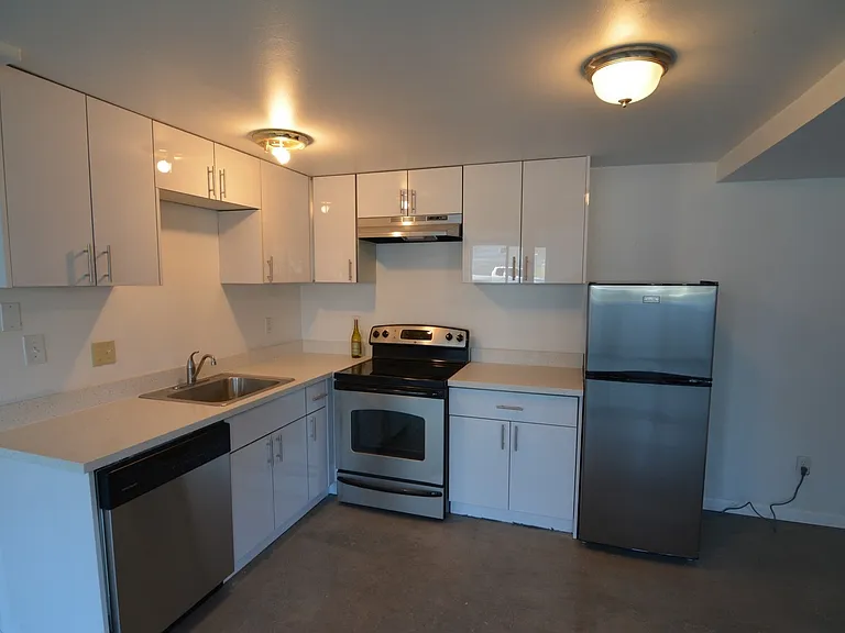 1002-1004 Earnest S Brazill St — Photo 13
