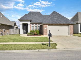 3231 Fairwood Ln, Lake Charles, LA 70607