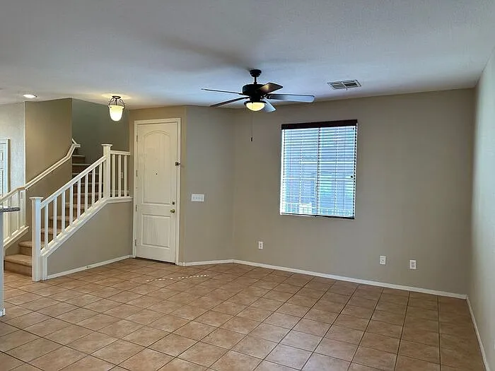 4019 Sparrow Rock St — Photo 2
