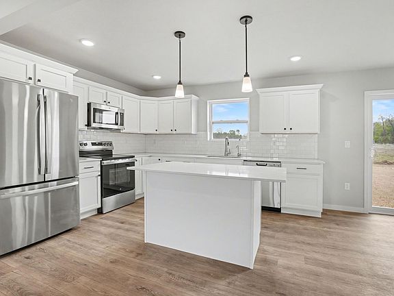 4th image of 1206 Rutherford St