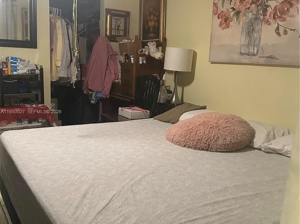 13455 SW 9th Ct APT 112J, Pembroke Pines, FL 33027