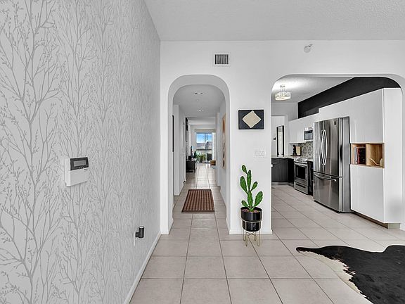 3rd image of 7775 Southampton Terrace #405