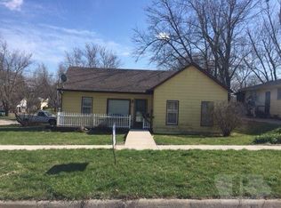 605 W 4th St, Lamoni, IA 50140