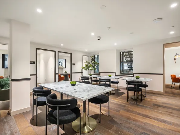 788 Willoughby Avenue image 10 of 14