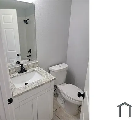 1830 Quincy St S — Photo 2