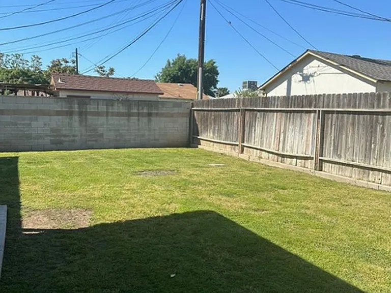 708 Arvin St — Photo 10