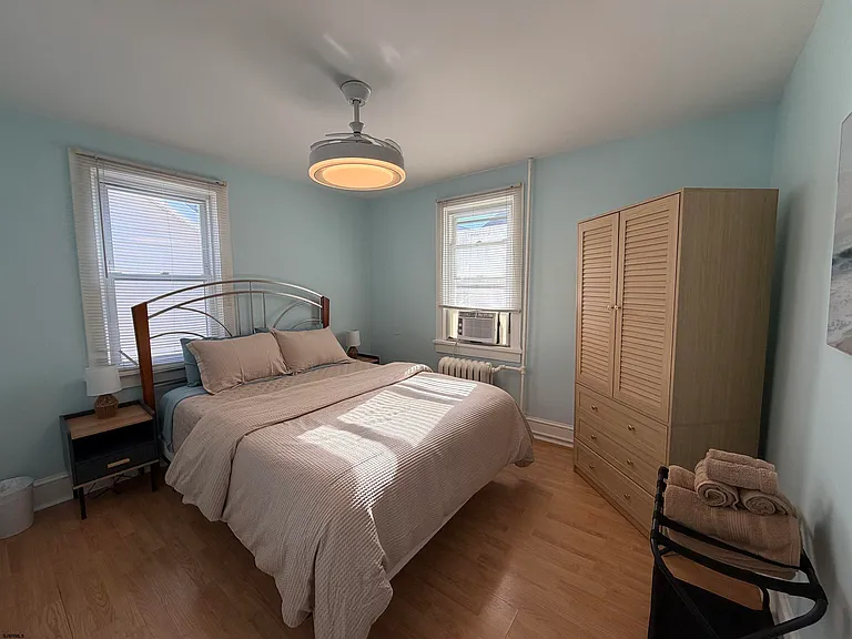 17 N Buffalo Ave — Photo 20
