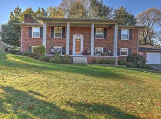 504 Adair Ct, Kingsport, TN 37663