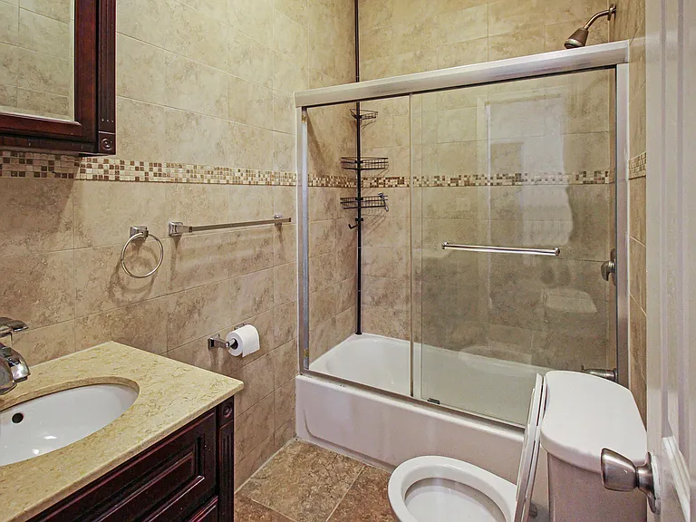 74 Macdonough St #1 — Photo 2