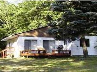 180 Woodland Dr, Six Lakes, MI 48886