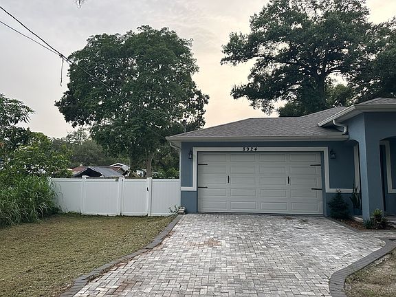 3rd image of 8924 N Highland Ave