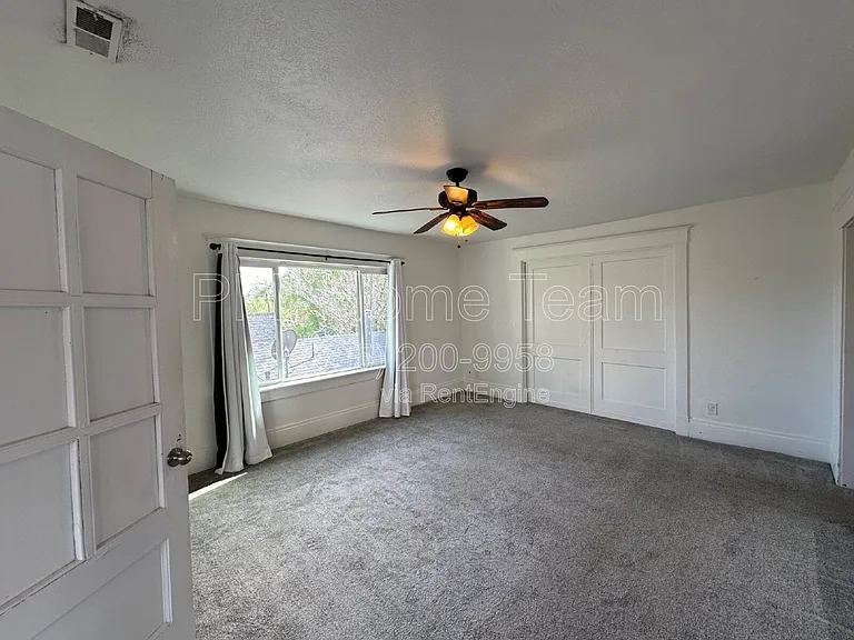 2833 Grant Ave #1 — Photo 13
