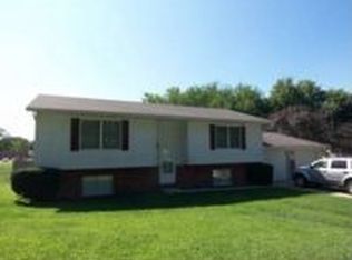 1403 Zero Ave, Washington, MO 63090