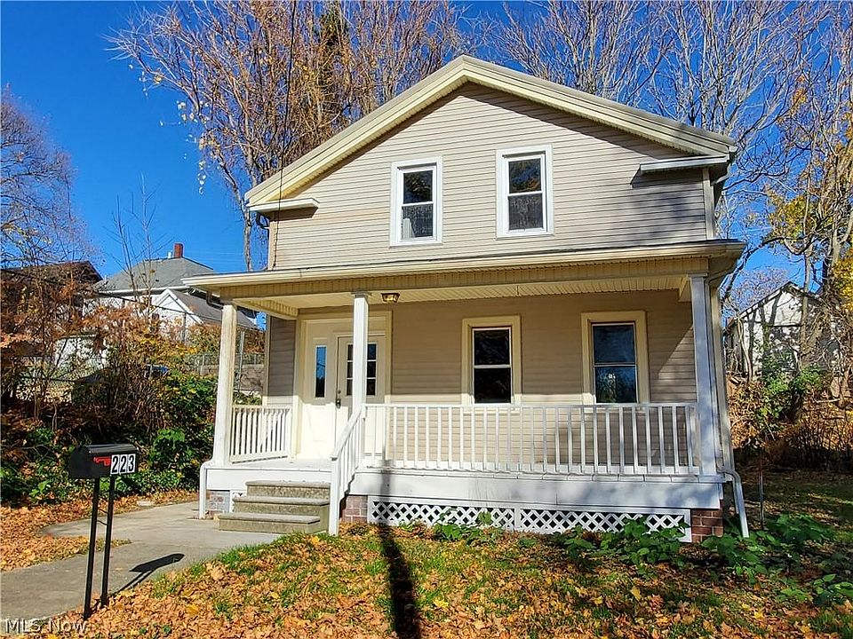 1st image of 223 Park Pl