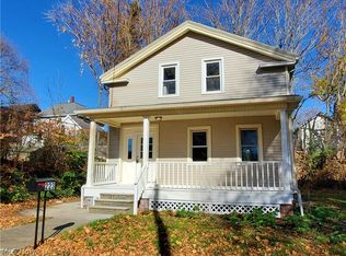 223 Park Pl, Conneaut, OH 44030