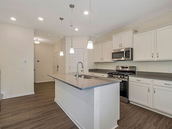 4th image of 4834 Osprey Pointe Dr