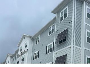 2320 E University Ave, Gainesville, FL 32641