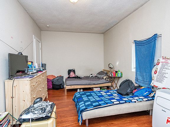 5th image of 1286 E Mlk Blvd