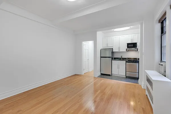 Rented by Cooper & Cooper Real Estate | media 12