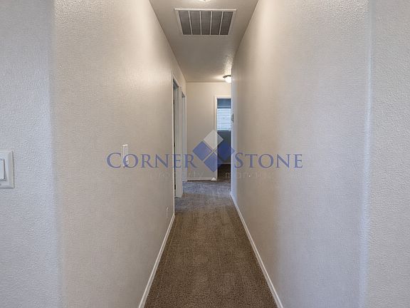 4th image of 2975 W Forecast St