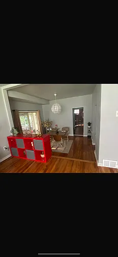 2445 Stratford Ave Photo 1