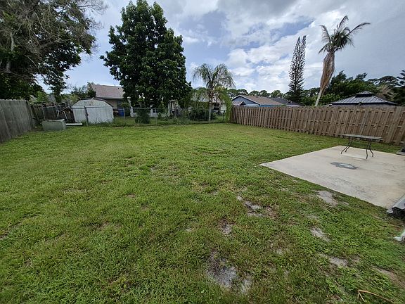 3rd image of 4505 SE Nimrod Ln