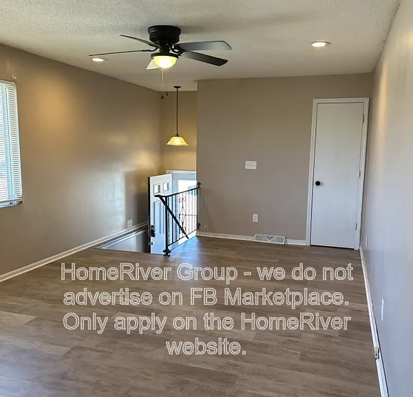 5929 Freeman Ave — Photo 2