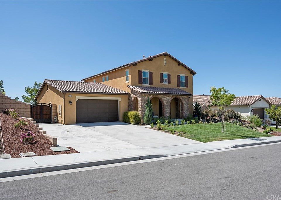 1st image of 35393 Birchbrook Ln