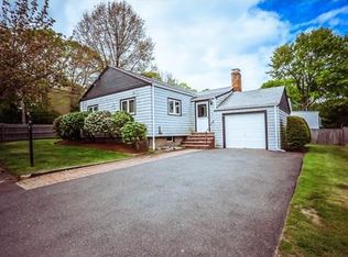 2 Garden Rd, Marblehead, MA 01945