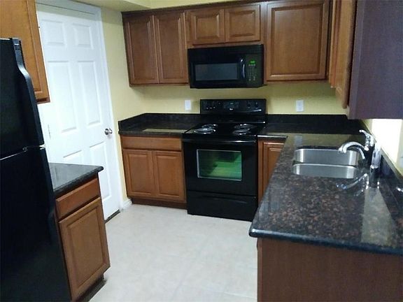 2nd image of 3146 Royal Gable Dr