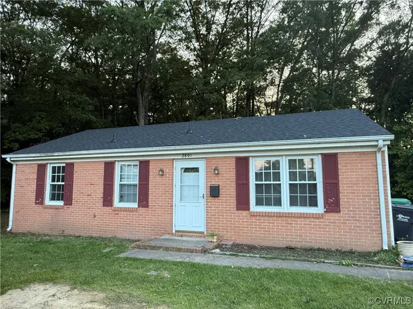 2801 Woodlawn Ave, Colonial Heights, VA 23834