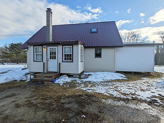 3rd image of 306 Fuller Corner Rd