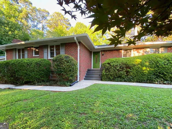 1275 Oak Grove Dr, Decatur, GA 30033
