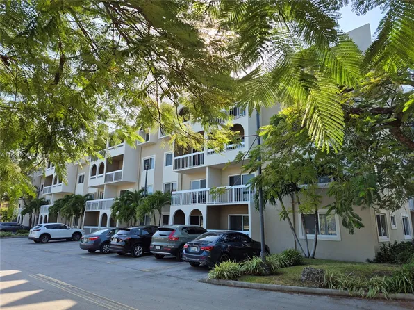 7703 Camino Real #A-112, Miami, FL 33143
