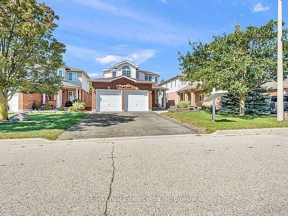 2nd image of 61 Moffatt Ln