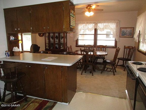 5th image of 308 Fingal Dr