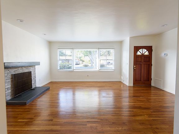 3rd image of 22238 Haynes St