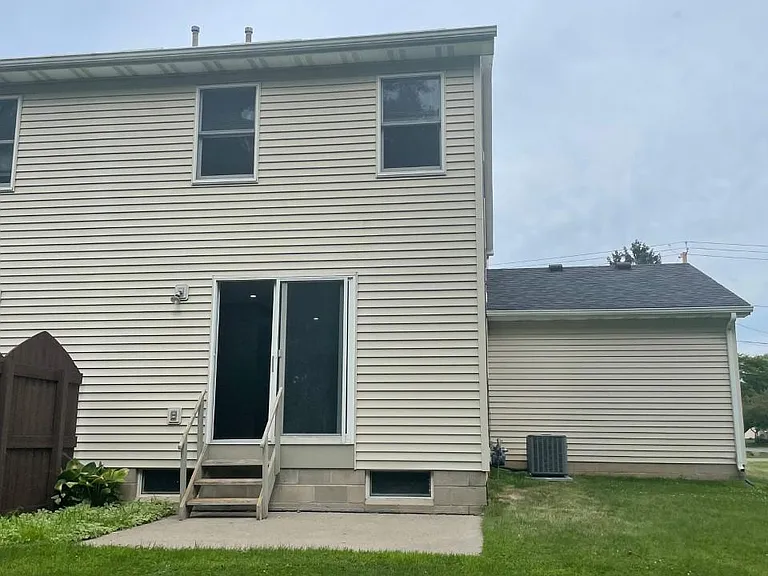 1145 Shoecraft Rd — Photo 10