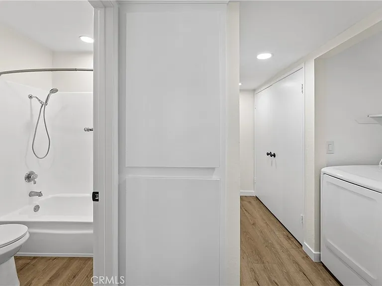 51 Golden Glen St #1 — Photo 5