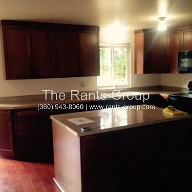 3rd image of 917 Tartan Dr SW