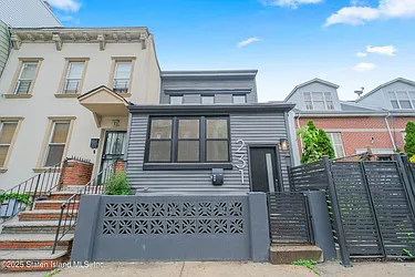 231 Macdougal Street