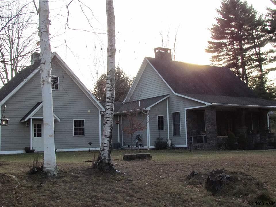 1st image of 8 Normandy Ct