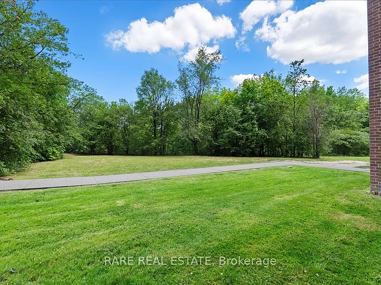 10 Garfella Dr #106 — Photo 12